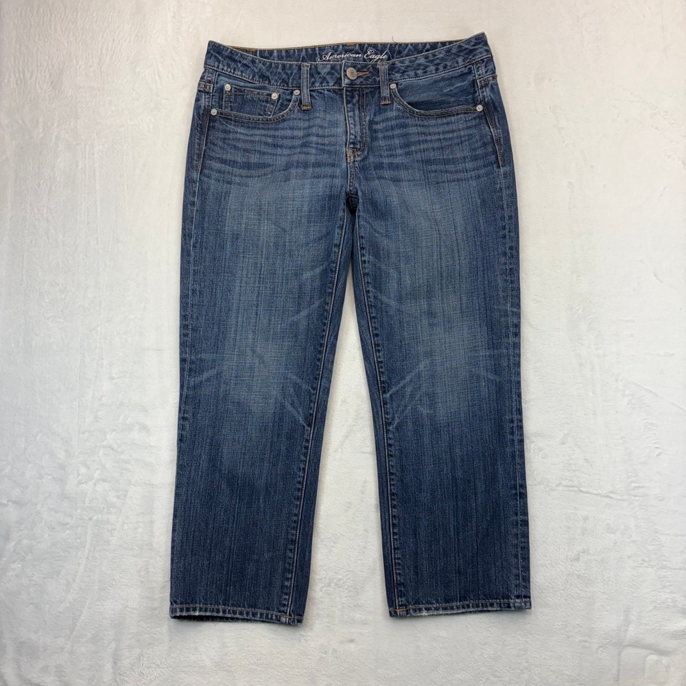 American Eagle Boy Fit Jeans Womens 10 Medium Wash Straight Leg Denim Cotton
